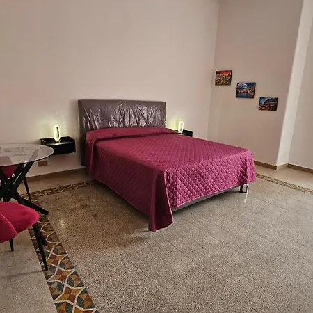 Taranto Rooms-2